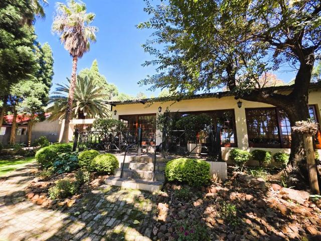Commercial for sale in Johannesburg, North & Sandton