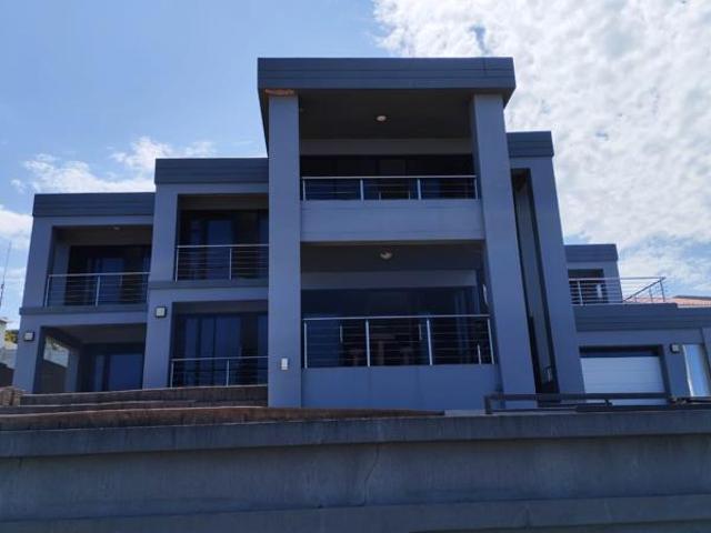 House for sale in Ugu District Municipality, Kwazulu-natal