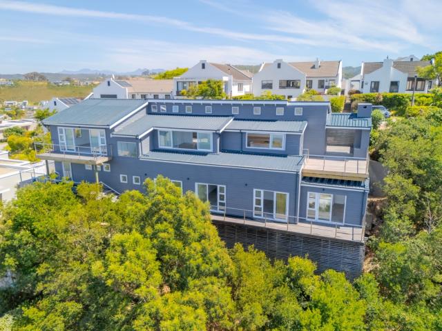 House for sale in Groot Brak Rivier, Western Cape