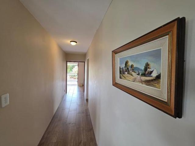 House for sale in Jeffreys Bay, Kouga Local Municipality