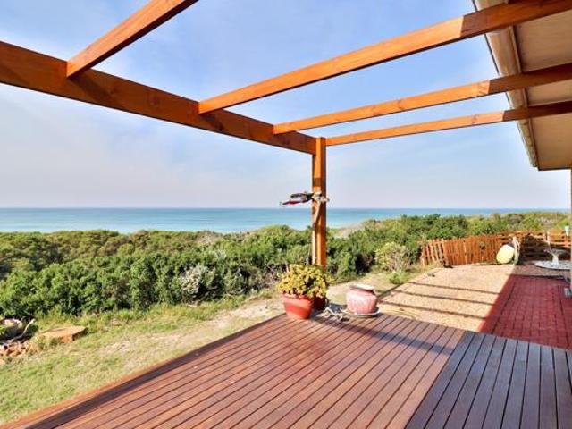 House for rent in Cape St Francis, Eastern Cape