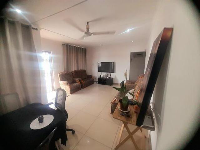 House for sale in Mount Moreland, Kwazulu-natal