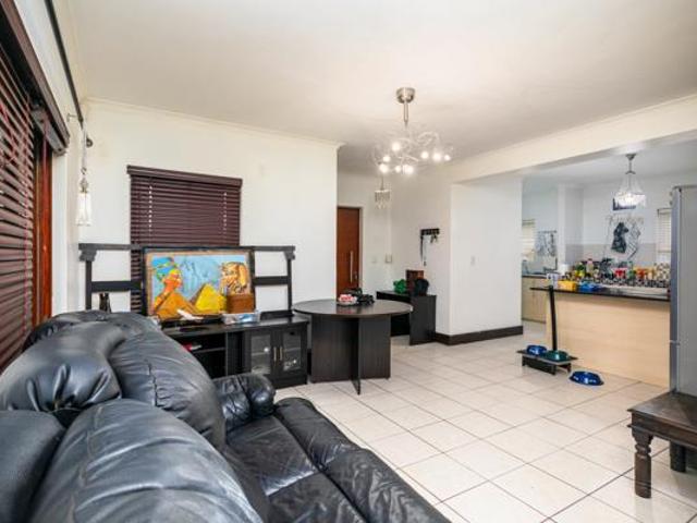 House for sale in Cape Town, Western Cape