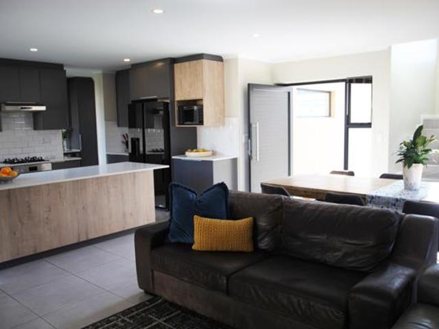 House for sale in Cape Town, Western Cape