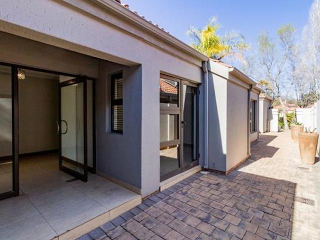 House for rent in North West