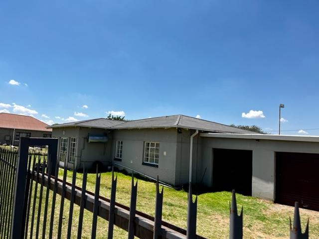 House for sale in Petrus Steyn, Free State