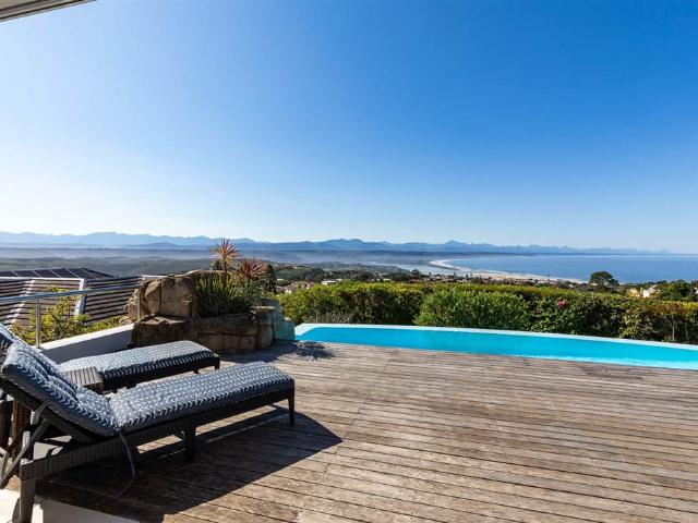 House for sale in Groot Brak Rivier, Western Cape