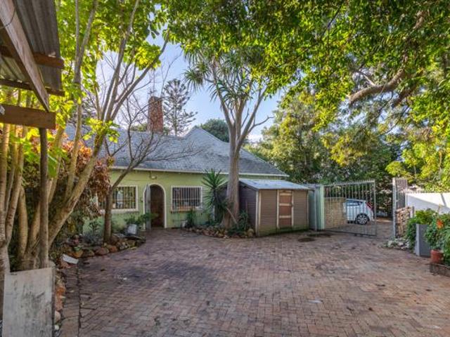 House for sale in Cape Town, Western Cape