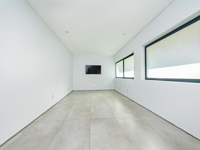 House for sale in Cape Town, Western Cape