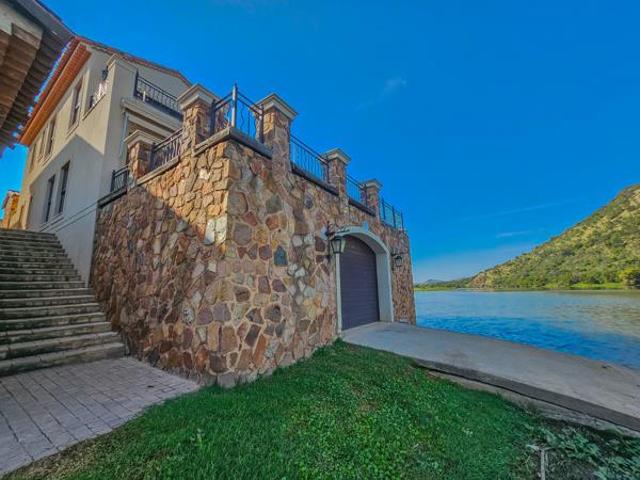 House for sale in North West