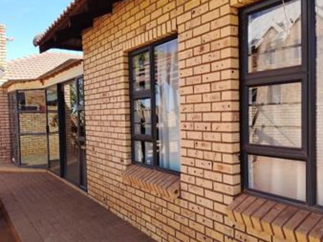 House for sale in Postmasburg, Northern Cape
