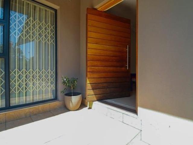 House for sale in Rustenburg Local Municipality, Bojanala Platinum District Municipality