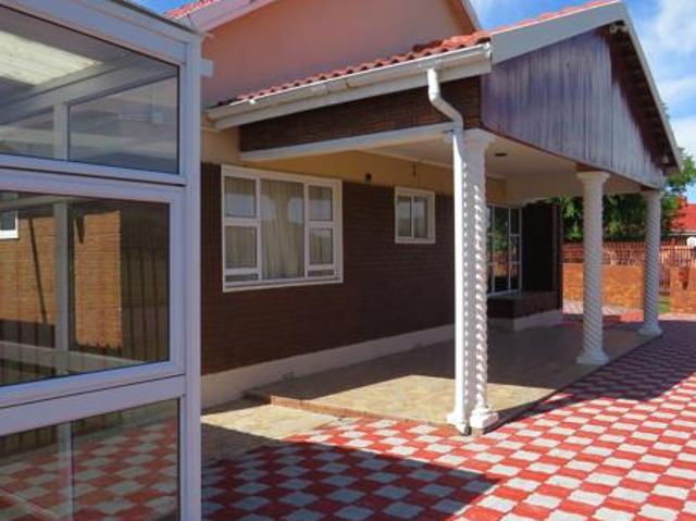 House for sale in Queenstown, Eastern Cape