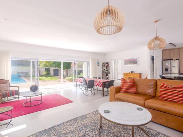 House for sale in Cape Town, Western Cape