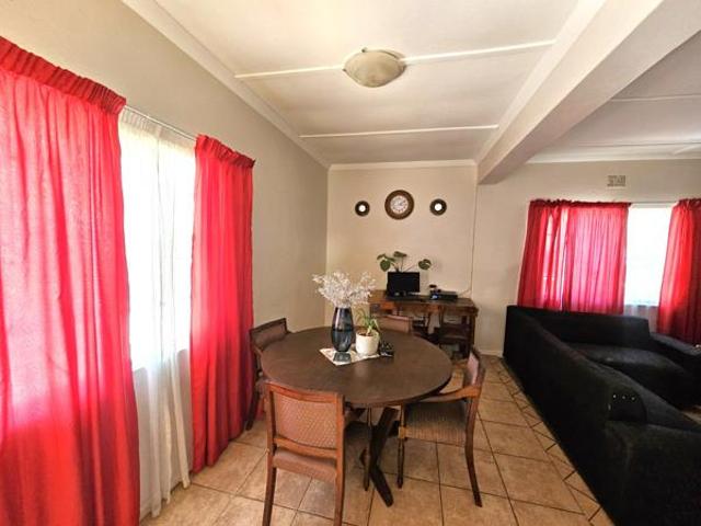 House for sale in Durbanville, Western Cape
