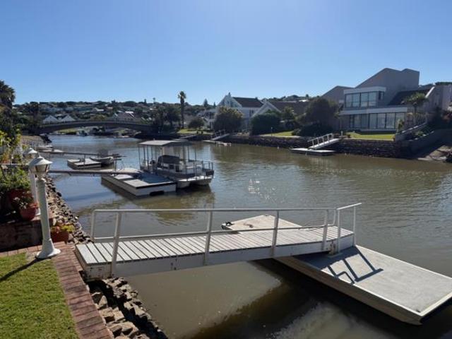 House for sale in Bushmans River Mouth, Eastern Cape