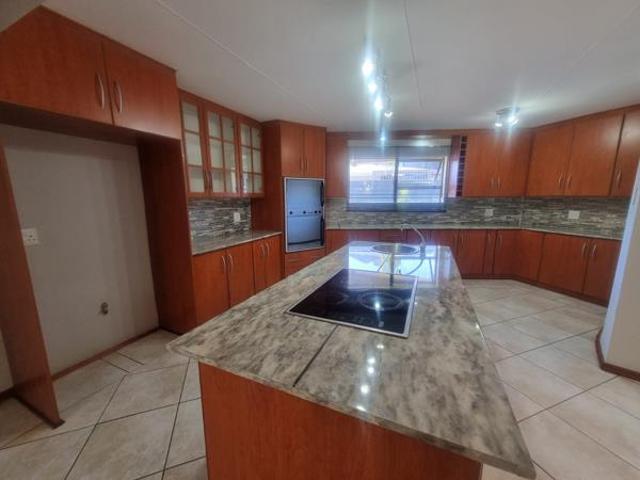 House for sale in Frances Baard, Northern Cape