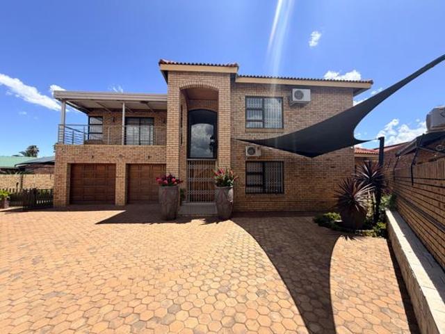 House for sale in Frances Baard, Northern Cape