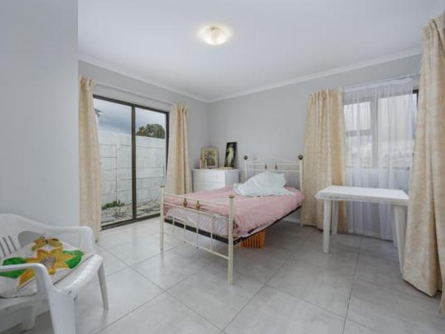 House for sale in Cape Town, Western Cape