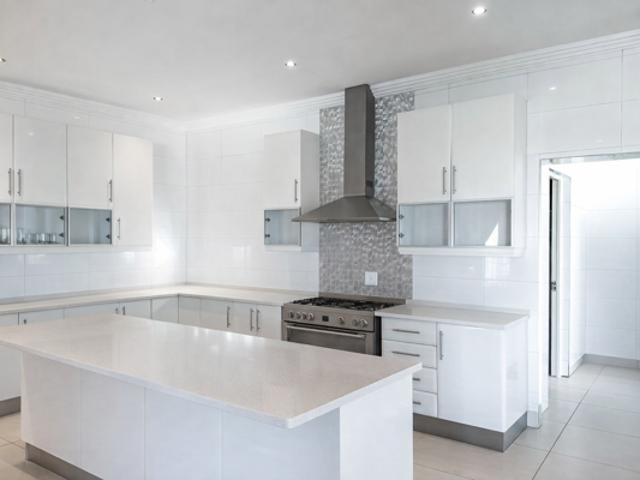 House for rent in Waterkloof, Gauteng
