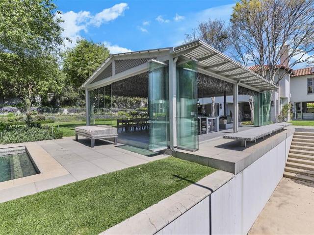 House for sale in Johannesburg, North & Sandton