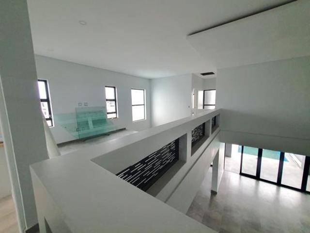 House for sale in Cape Town, Western Cape