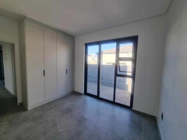 House for sale in Cape Town, Western Cape