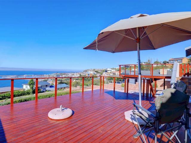 House for sale in Groot Brak Rivier, Western Cape