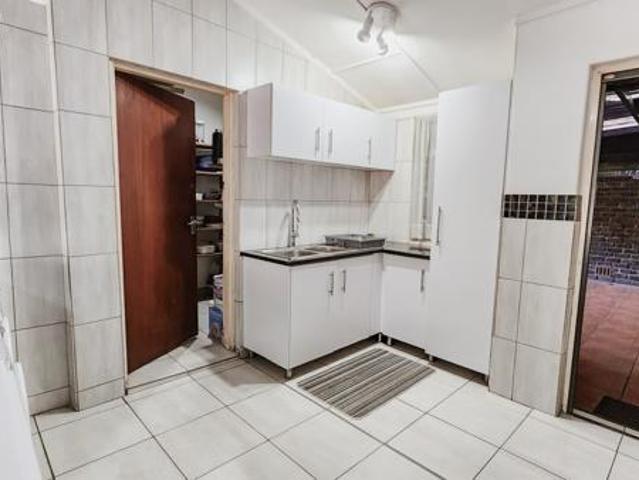 House for sale in Sasolburg, Metsimaholo Local Municipality