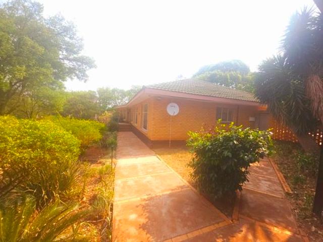 House for rent in North West