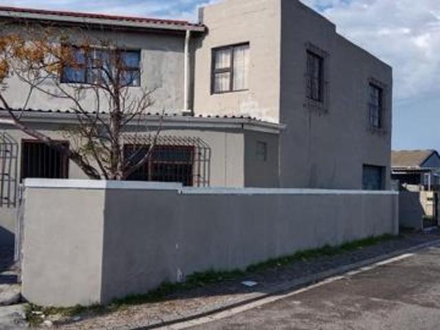 House for sale in Cape Town, Western Cape