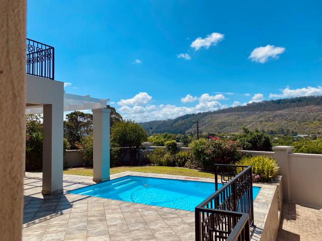 House for sale in Groot Brak Rivier, Western Cape