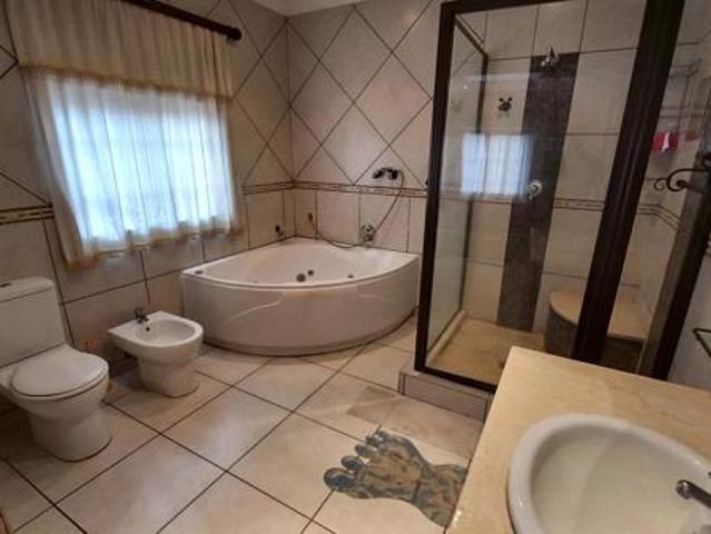 House for sale in Ugu District Municipality, Kwazulu-natal