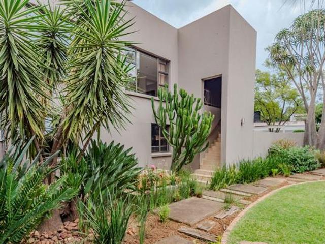 House for rent in Waterkloof, Gauteng