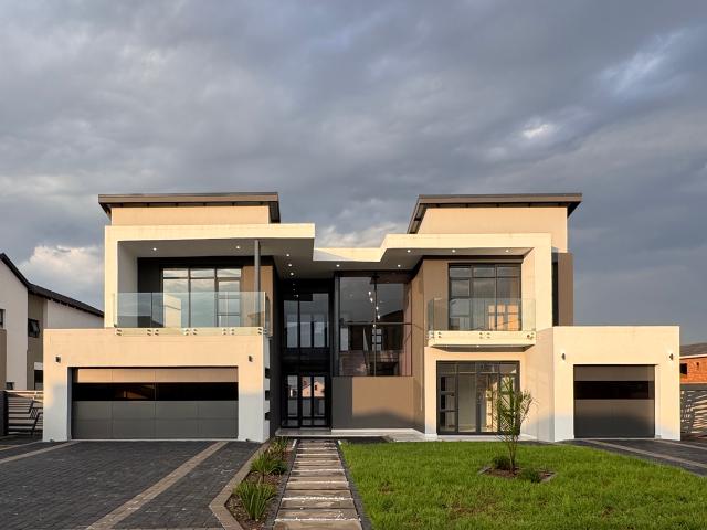 House for sale in Waterkloof, Gauteng