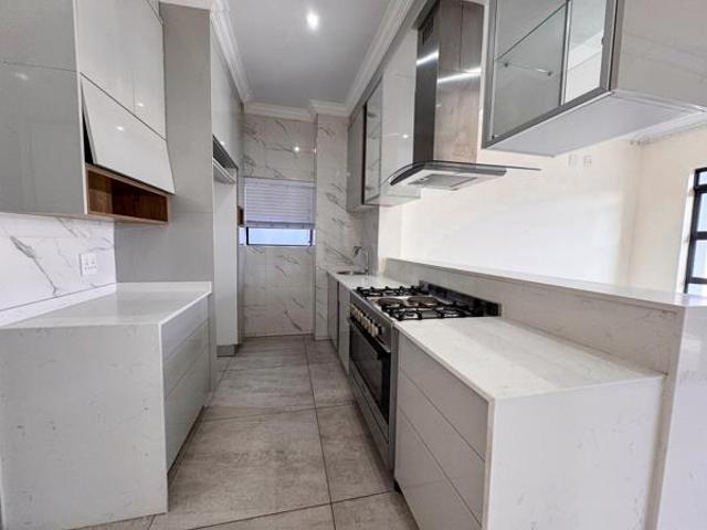 House for rent in Waterkloof, Gauteng
