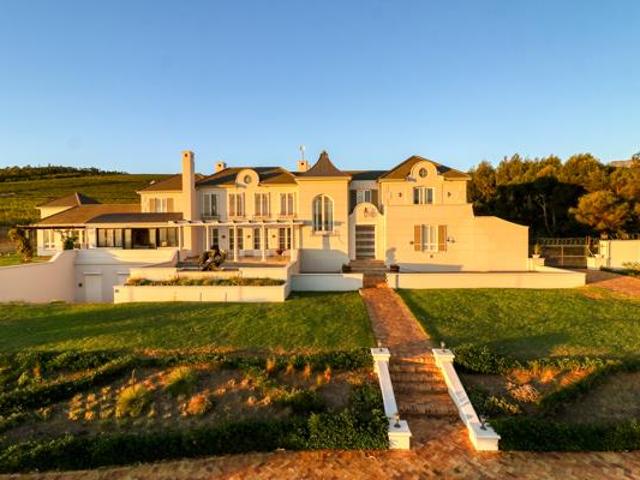 House for sale in Cape Town, Western Cape