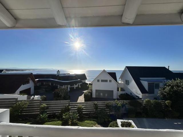 House for rent in Cape St Francis, Eastern Cape