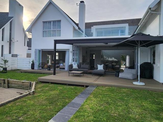 House for rent in St. Francis Bay, Kouga Local Municipality