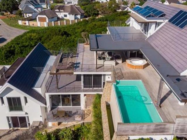 House for rent in Cape St Francis, Eastern Cape