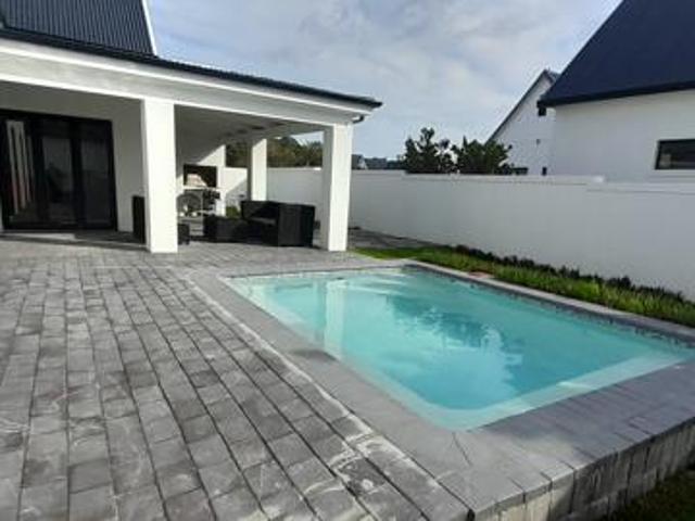 House for rent in Cape St Francis, Eastern Cape