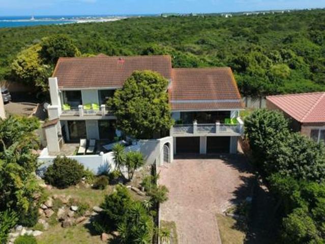 House for sale in St. Francis Bay, Kouga Local Municipality
