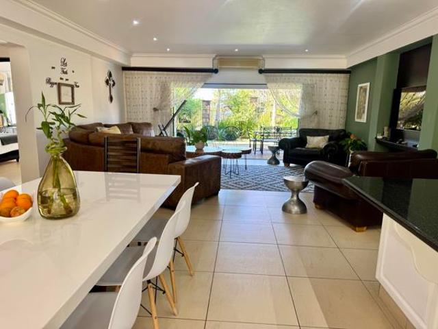 House for sale in Ugu District Municipality, Kwazulu-natal