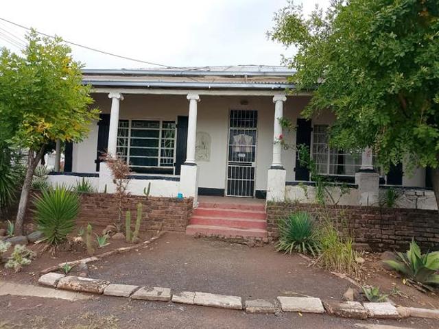 House for sale in Steynsburg, Eastern Cape