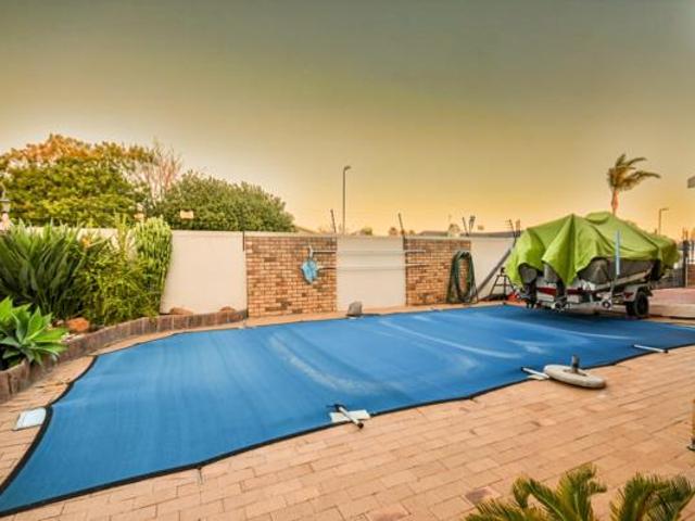 House for sale in Cape Town, Western Cape