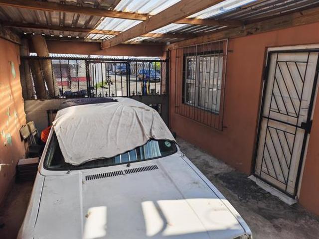 House for sale in Cape Town, Western Cape