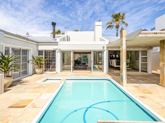 House for sale in Cape Town, Western Cape