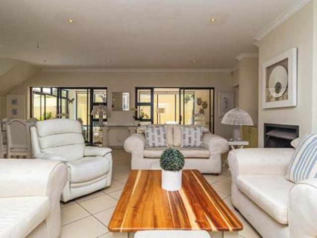 House for sale in Cape Town, Western Cape
