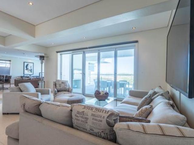 House for sale in Cape Town, Western Cape