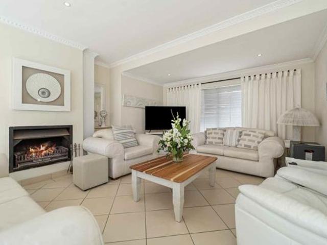 House for sale in Cape Town, Western Cape